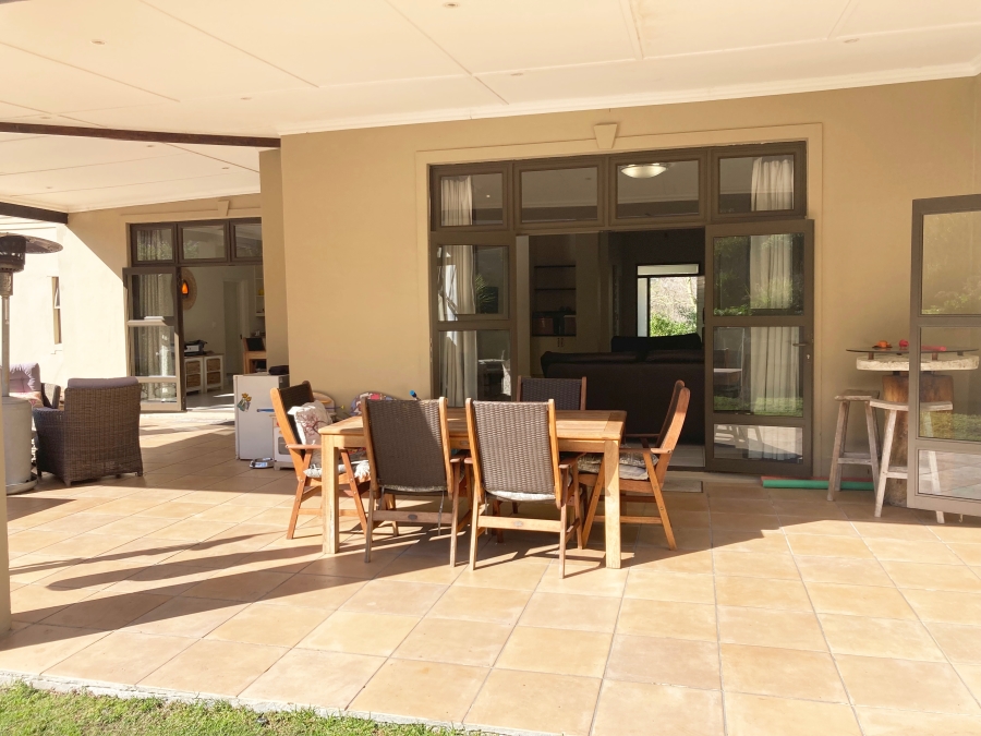 To Let 3 Bedroom Property for Rent in Avignon Western Cape